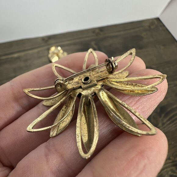 4 Vintage Gold Tone Flower Leaf Brooch Pins Metal Faux Pearls Rhinestone Estate - Picture 4 of 14